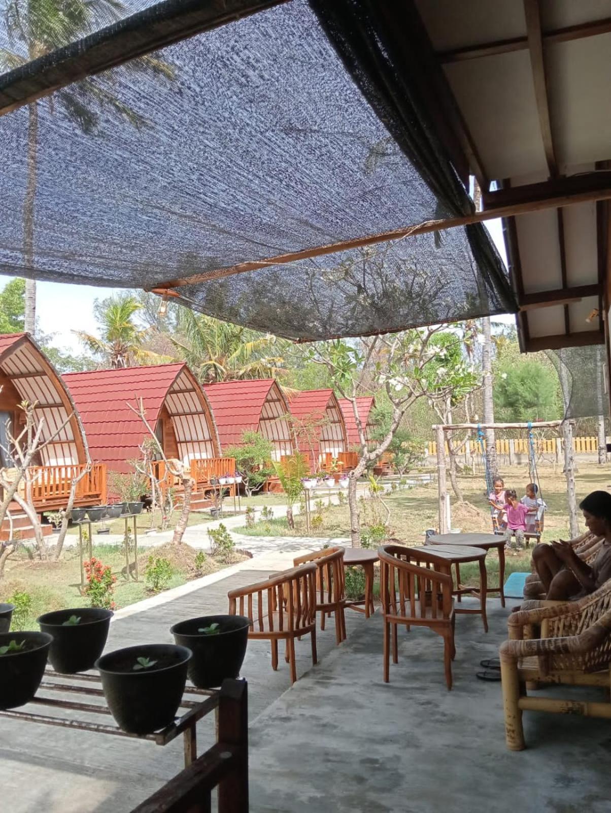 Blue Moon Meno Hotel Gili Meno Kültér fotó