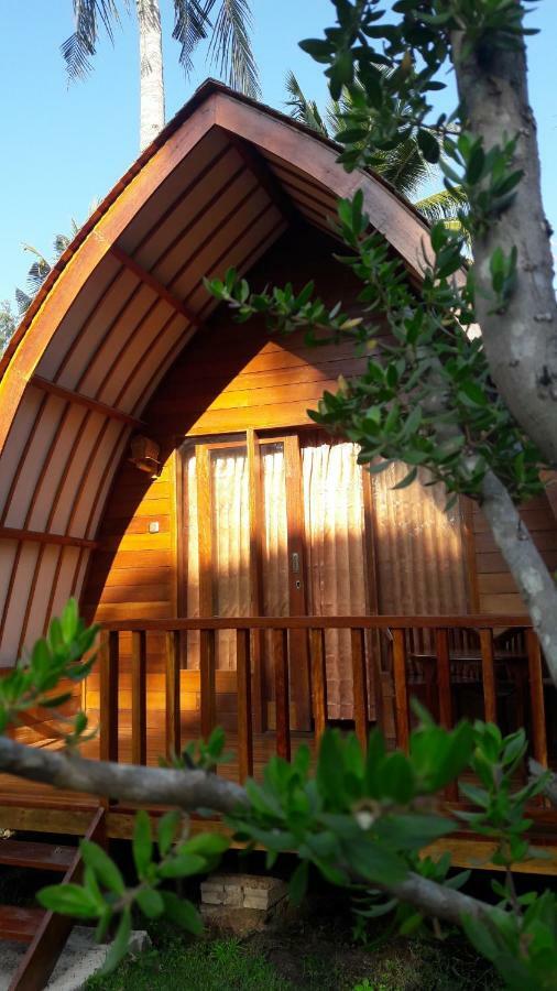 Blue Moon Meno Hotel Gili Meno Kültér fotó